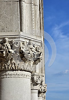 Medieval capitals in Venice