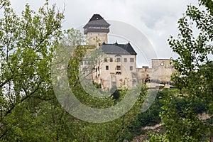 Stredoveký hrad mesta Trenčín na Slovensku