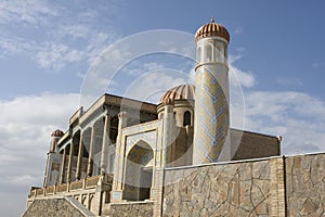 The medieval Hazrat Hizr mosque in Samarkand, Uzbekistan photo