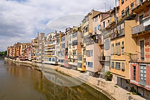 Medieval houses along the Onyar river - Girona