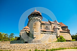 The medieval Kreuzenstein castle in Leobendorf village photo