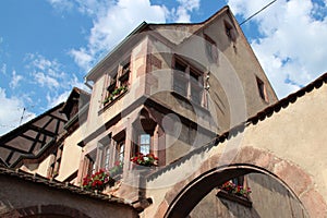 medieval mansion (maison du bouton d\'or) - riquewihr - france