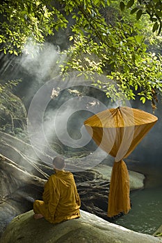 Meditazione monaco 