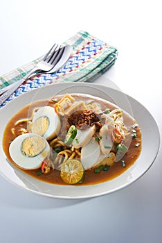 Mee Rebus Spicy Noodle