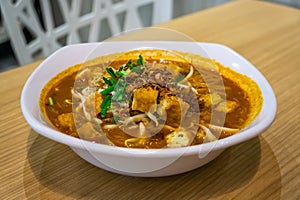 Mee siam is a dish of thin rice vermicelli of hot, sweet and sour flavours, originated in Penang.