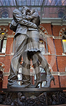 The Meeting Place Sculpture at St Pancras Station