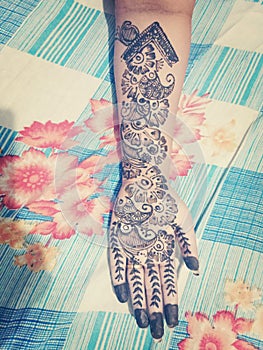 MEHENDI