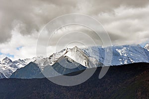 Meili Snow Mountain Mingyong Glaciers photo