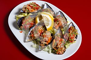 Mejillones rellenos