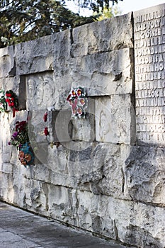 Memorial plaque