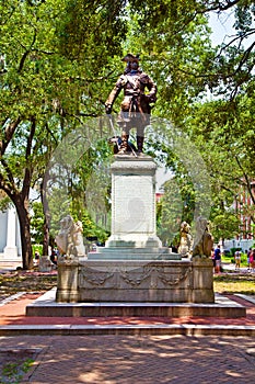 Memorial in Savannah for General Oglethorpe photo