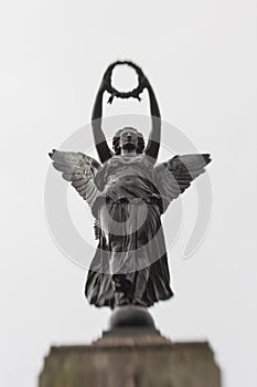 A Memorial sculpture on a angel.