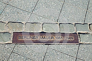 Memorial tablet for the Berlin Wall