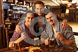 Men in pub