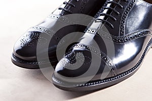 Men's Black Semi-Brogue Laced Oxfords Shoes. Diagonal Compositio