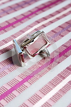 Menï¿½s necktie and cufflinks