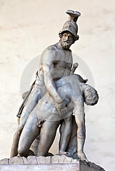 Menelaus supporting the body of Patroclus