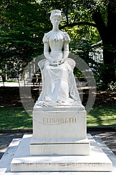 Merano, statue of Empress Sissi