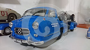 Mercedes Benz Blue Wonder transporters scale model car