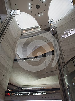 Mercedes-Benz Museum atrium