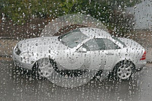 Mercedes slk under rain