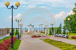 Mere puiestee promenade leading to a beach in Sillamae