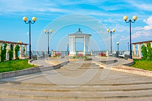 Mere puiestee promenade leading to a beach in Sillamae