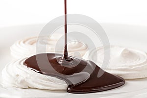 Meringue with Chocolate