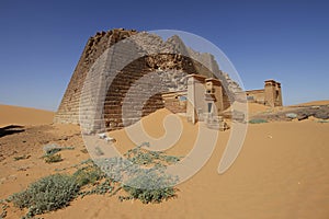 Meroe pyramidal tomb