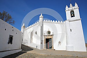   iglesia anterior mezquita de 
