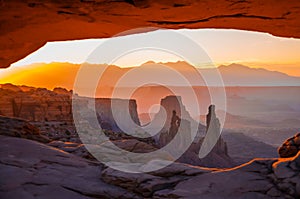 Mesa Arch, Canyonlands national park, Utah, USA.