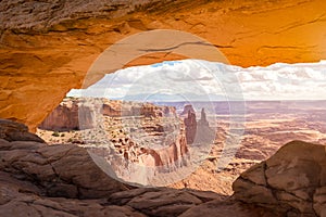 Mesa Arch at sunrise, Canyonlands National Park, Utah, USA