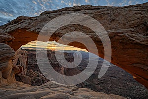 Mesa Arch sunrise, Canyonlands national park, Utah