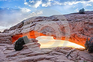 Mesa arch at sunrise with vibrant colours