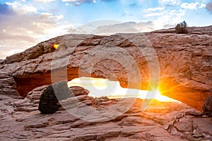 Mesa arch at sunrise with vibrant colours