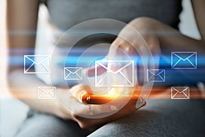 Správa elektronická pošta pošta komunikácia pripojený do internetovej siete rozprávanie obchod celosvetová počítačová sieť sieť 
