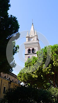 Messina cathedral behind trees