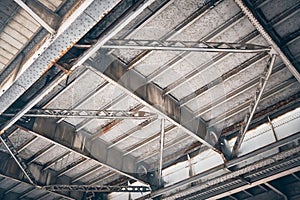 Metal bridge beam span