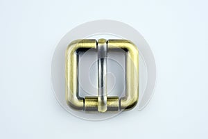 Metal hardware for the manufacture of belts.