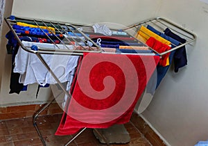 metal laundry drying rack