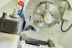 Metal machining process on turning lathe