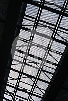 Metal mesh framework