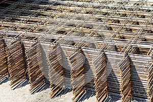 Metal mesh for reinforcing concrete construction. Sale of metal mesh