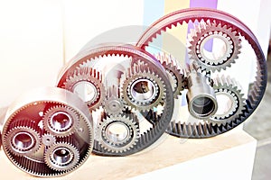 Epicyclic planetary gearing metal gears