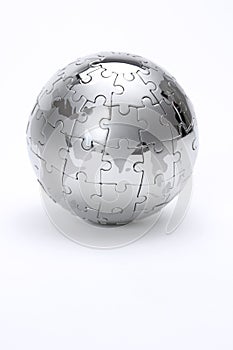 Metal puzzle globe