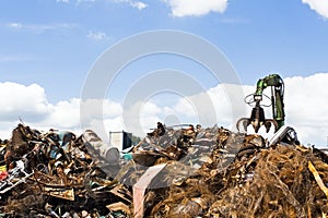 Metal recycling landfill