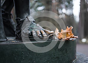 metal statue architecture detail outdoor park autumn day