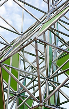 Metal structure