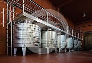 Metal tanks for wine fermentation process