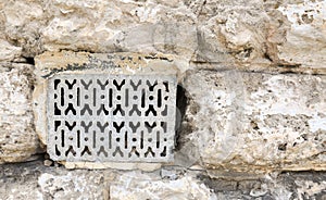 Metal Vent Detail: Limestone Architecture